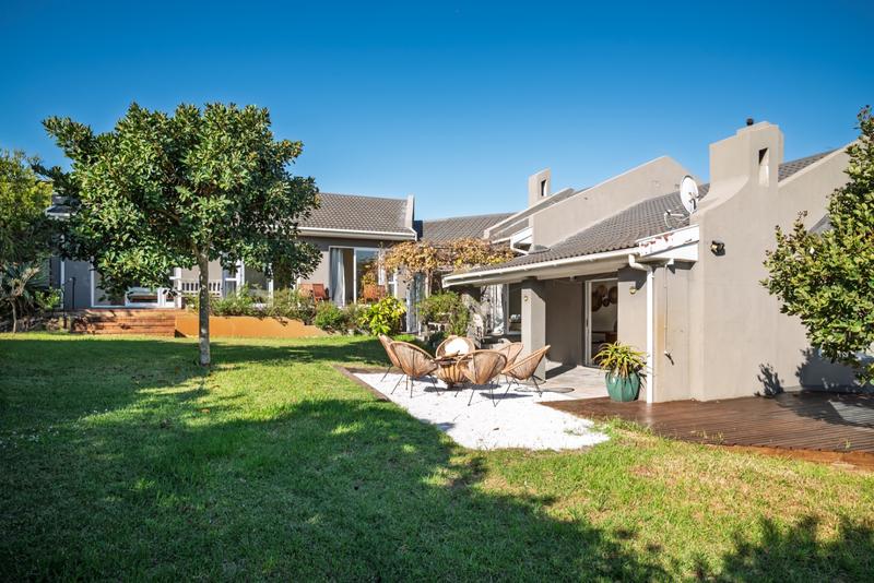 To Let 5 Bedroom Property for Rent in Crofters Valley Western Cape